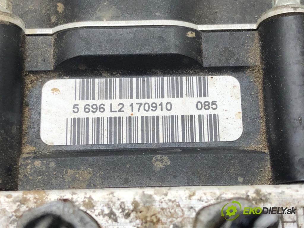 SEAT IBIZA IV (6J5, 6P1) 2008 - 2017    1.6 TDI 66 kW [90 KM] olej napędowy 2009 - 2015  Pumpa ABS 0265239047 (Pumpy ABS)
