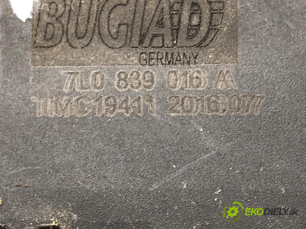 VW GOLF V (1K1) 2003 - 2010    1.9 TDI 66 kW [90 KM] olej napędowy 2004 - 2008  zámok zadní část pravý 7L0839016A