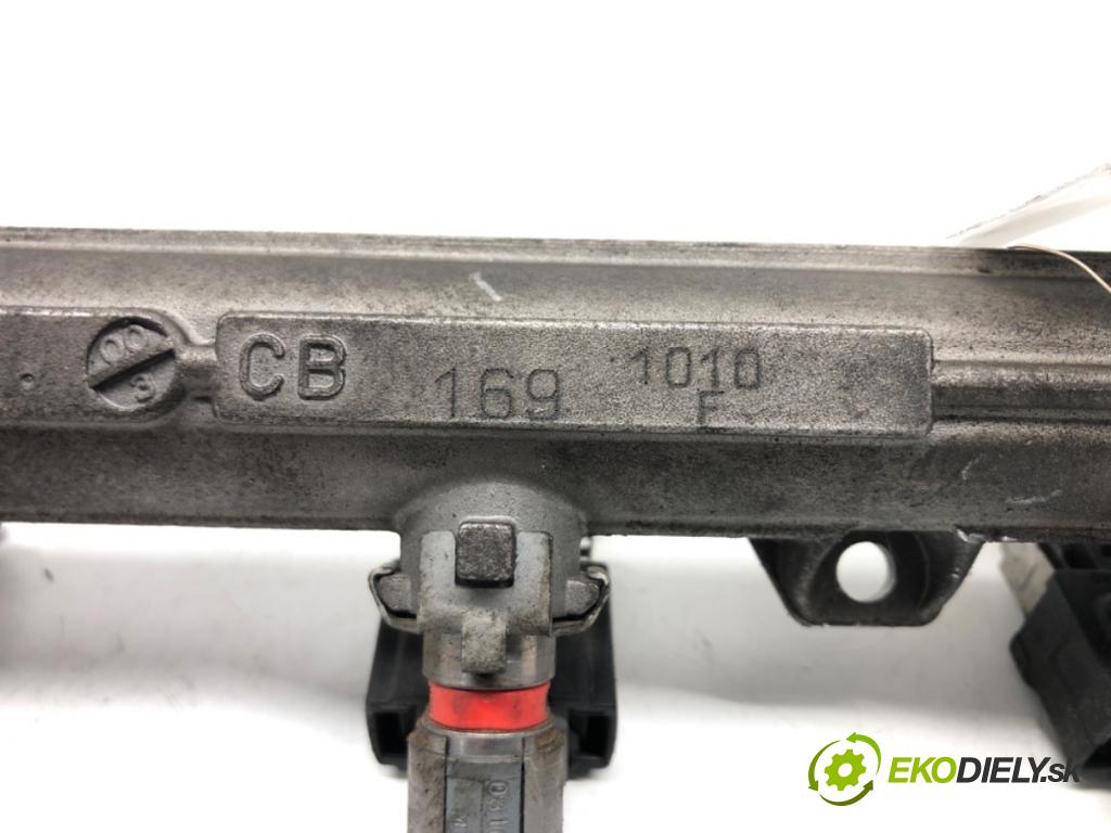 SEAT LEON (1M1) 1999 - 2006    1.4 16V 55 kW [75 KM] benzyna 1999 - 2006  Lišta vstrekovacia Vstrekovacie ventily 036133319B (Vstrekovacie lišty)