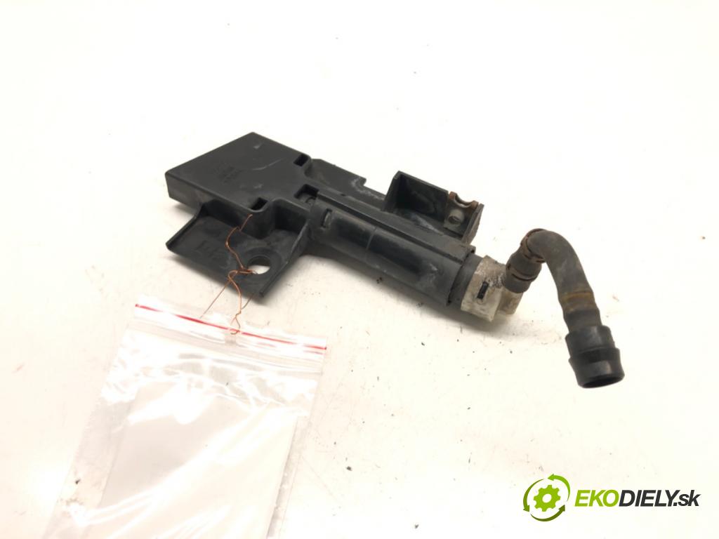 SUBARU LEGACY V (BM) 2009 - 2022    2.0 D AWD (BMD) 110 kW [150 KM] olej napędowy 2009  ostrekovača svetla ľavy  (Motorčeky, čerpadlá ostrekovačov)