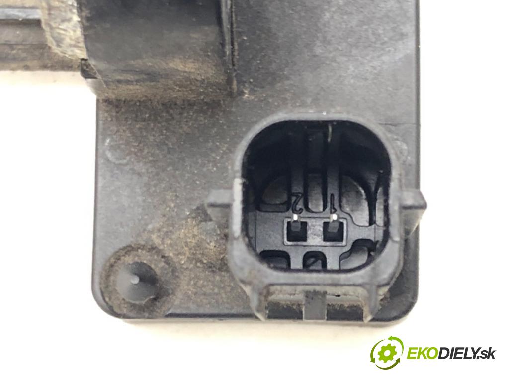 FORD FIESTA VI (CB1, CCN) 2008 - 2022    1.25 44 kW [60 KM] benzyna 2008 - 2017  Snímač nárazu 8V51-14B006-AC (Snímače nárazu)