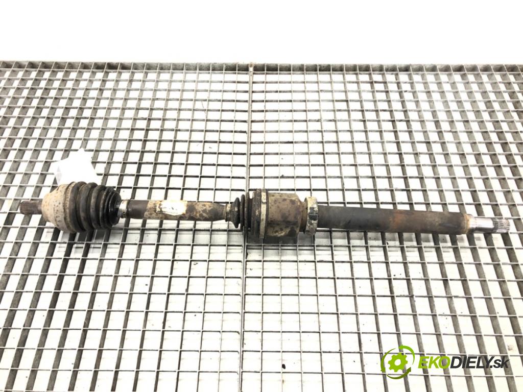 VOLVO C30 (533) 2006 - 2013    2.0 D 100 kW [136 KM] olej napędowy 2006 - 2012  Poloos pravá 30783172 (Poloosy)