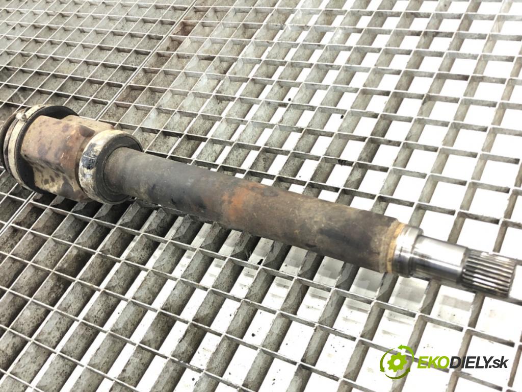 VOLVO C30 (533) 2006 - 2013    2.0 D 100 kW [136 KM] olej napędowy 2006 - 2012  Poloos pravá 30783172 (Poloosy)