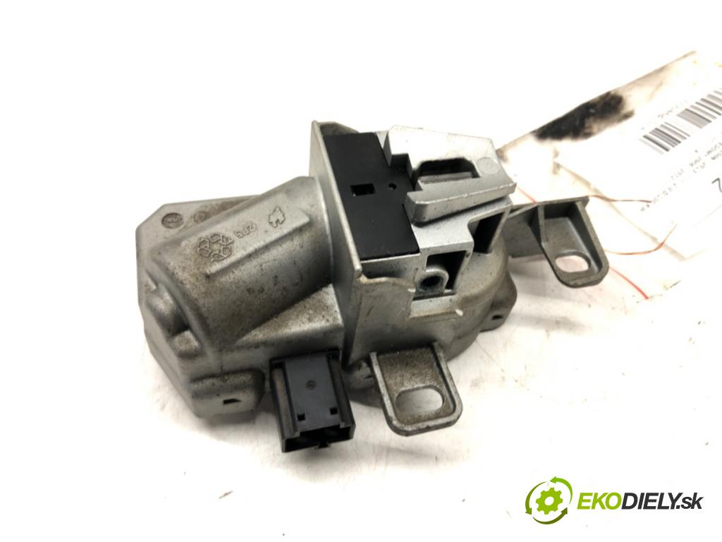 VOLVO C30 (533) 2006 - 2013    2.0 D 100 kW [136 KM] olej napędowy 2006 - 2012  blokáda volantu P30776153 (Ostatné)