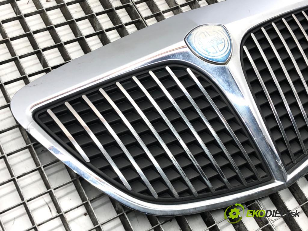 LANCIA YPSILON (843_) 2003 - 2011    1.2 (843.AXA1A) 44 kW [60 KM] benzyna 2003 - 2011  mřížka maska 735349457 (Mřížky (masky) chladičů)