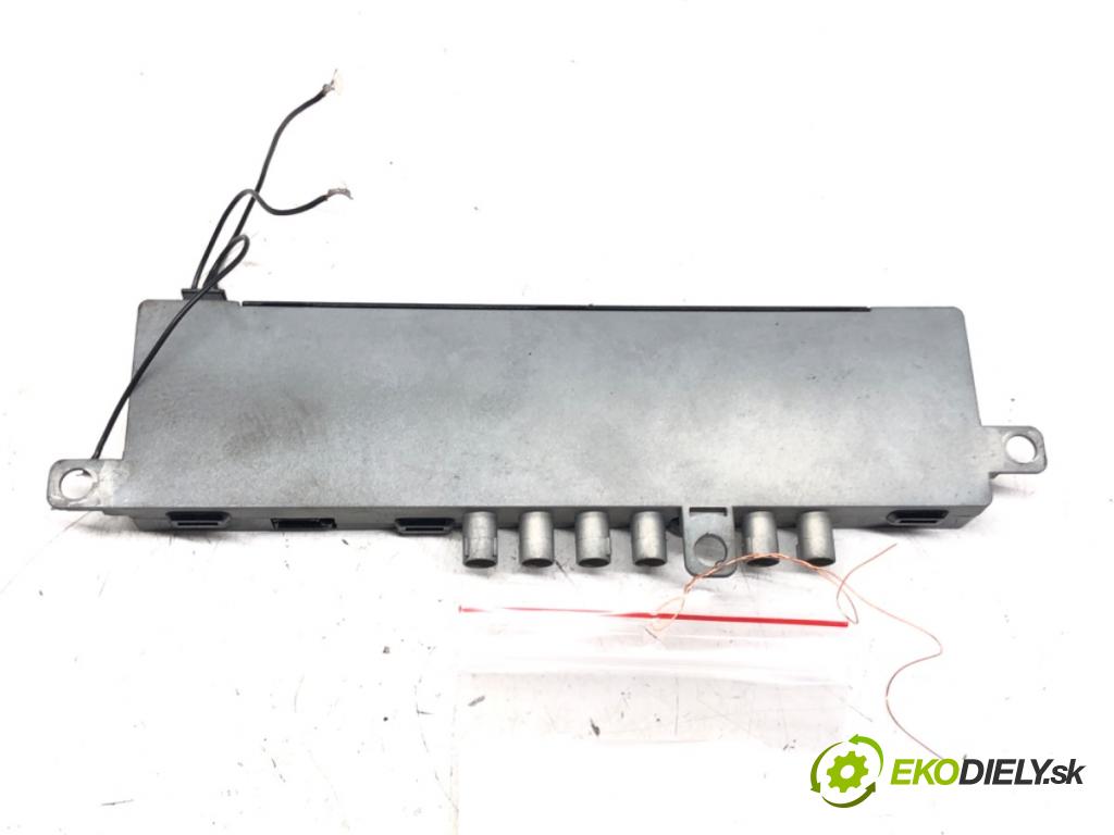 AUDI A6 C6 Avant (4F5) 2004 - 2011    3.0 TDI quattro 165 kW [225 KM] olej napędowy 2005  Zosilňovač 4F9035225F (Zosilňovače)