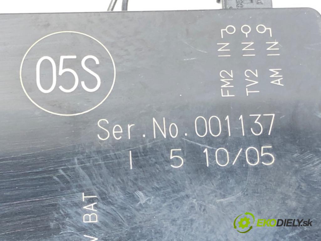 AUDI A6 C6 Avant (4F5) 2004 - 2011    3.0 TDI quattro 165 kW [225 KM] olej napędowy 2005  Zosilňovač 4F9035225F (Zosilňovače)