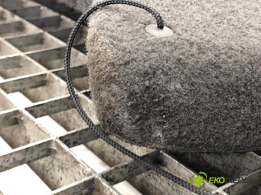 SEAT IBIZA III (6L1) 2002 - 2009    1.2 47 kW [64 KM] benzyna 2002 - 2006  Pláto zadná  (Pláta zadné)