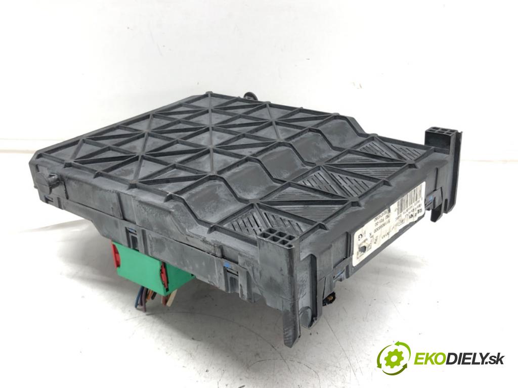 CITROEN C2 (JM_) 2003 - 2017    1.1 44 kW [60 KM] benzyna 2003 - 2012  Modul BSI S118085300K (Poistkové skrinky)