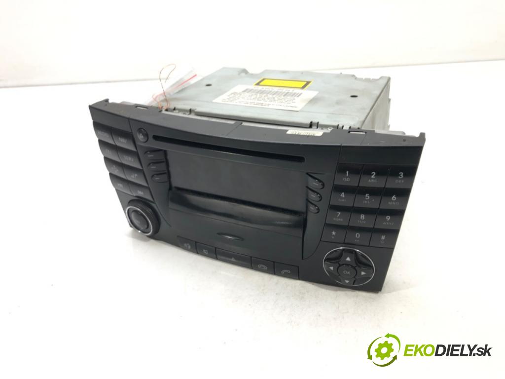 MERCEDES-BENZ KLASA E (W211) 2002 - 2009    E 220 CDI (211.006) 110 kW [150 KM] olej napędowy   RADIO A2118201079 (Audio zariadenia)