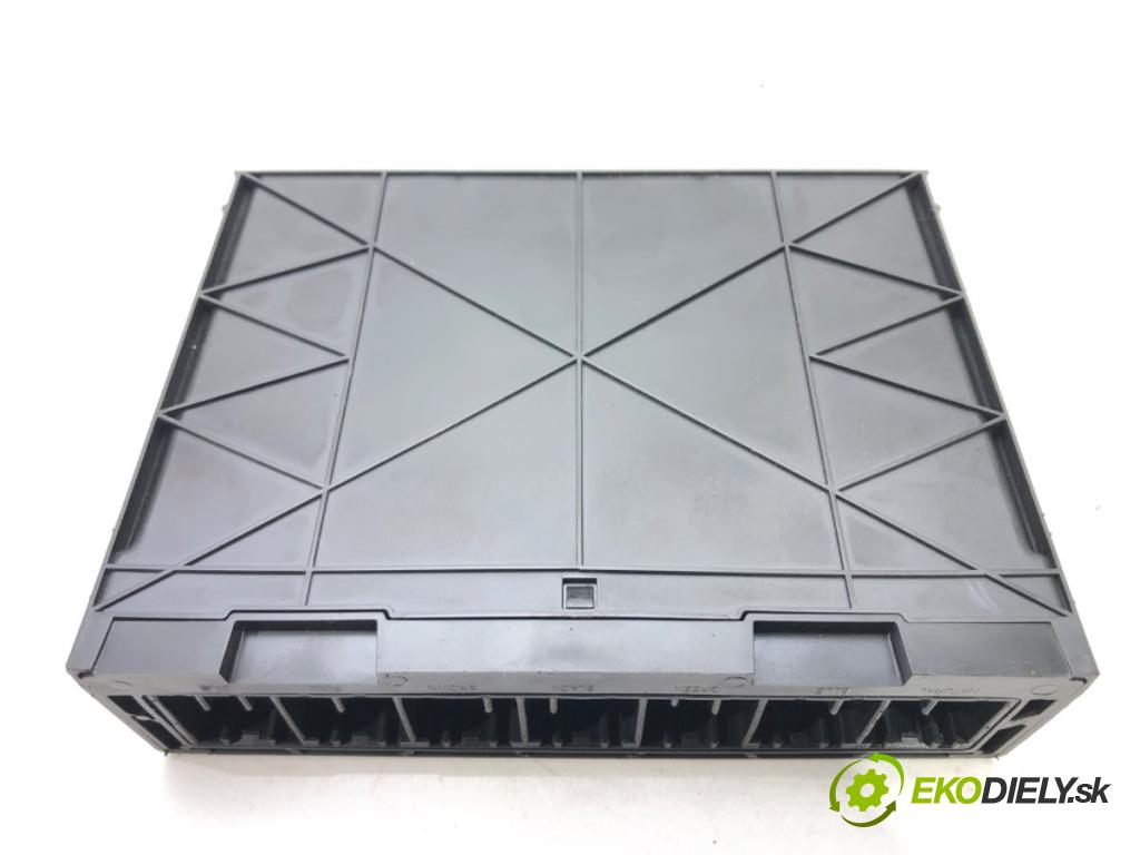 CHEVROLET CAMARO 2015 - 2022    2.0 Turbo 202 kW [275 KM] benzyna 2016 - 2022  Modul komfortu 13511755 (Moduly komfortu)