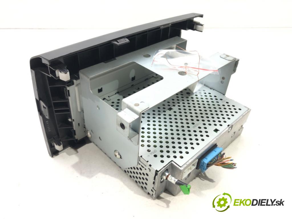 SUZUKI SWIFT III (MZ, EZ) 2005 - 2022    1.3 DDiS (RS 413D) 51 kW [69 KM] olej napędowy 200  RADIO 39101-62J1 (Audio zariadenia)