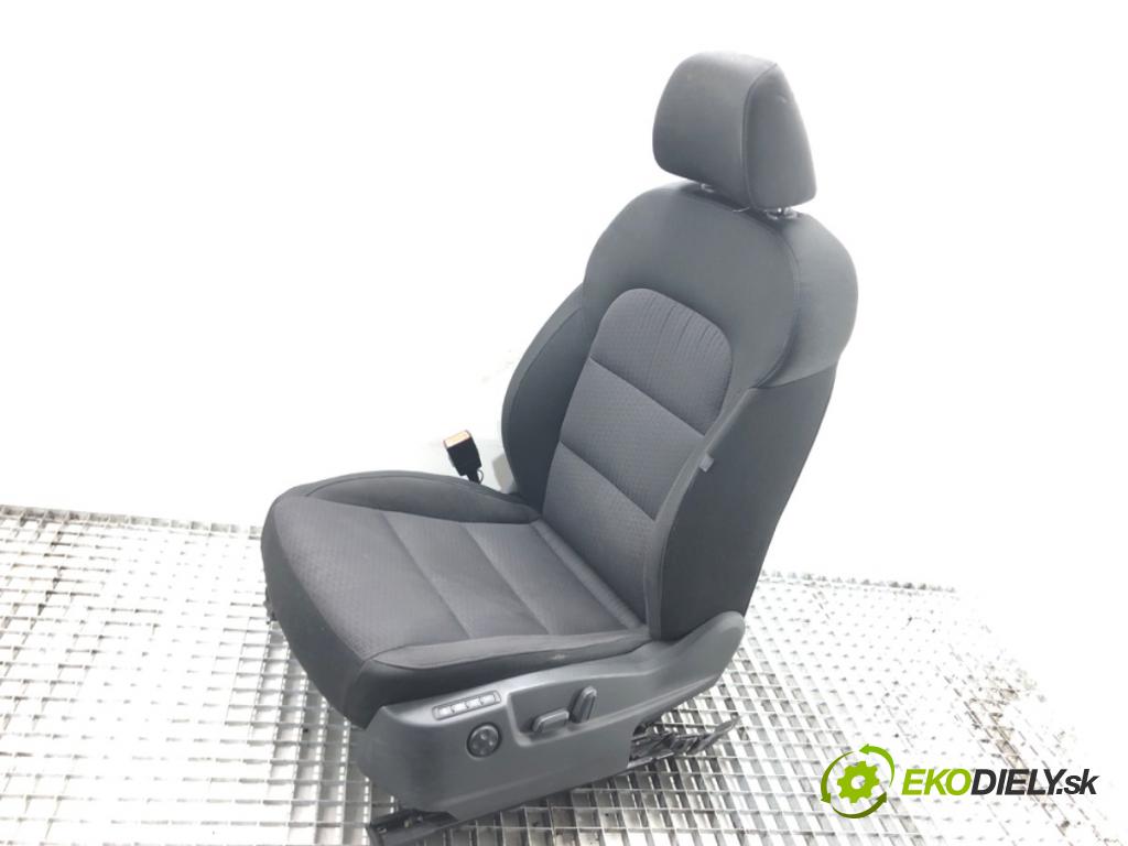 SKODA SUPERB II (3T4) 2008 - 2015    2.0 TDI 125 kW [170 KM] olej napędowy 2008 - 2015  Sedadlo ľavy  (Sedačky, sedadlá)