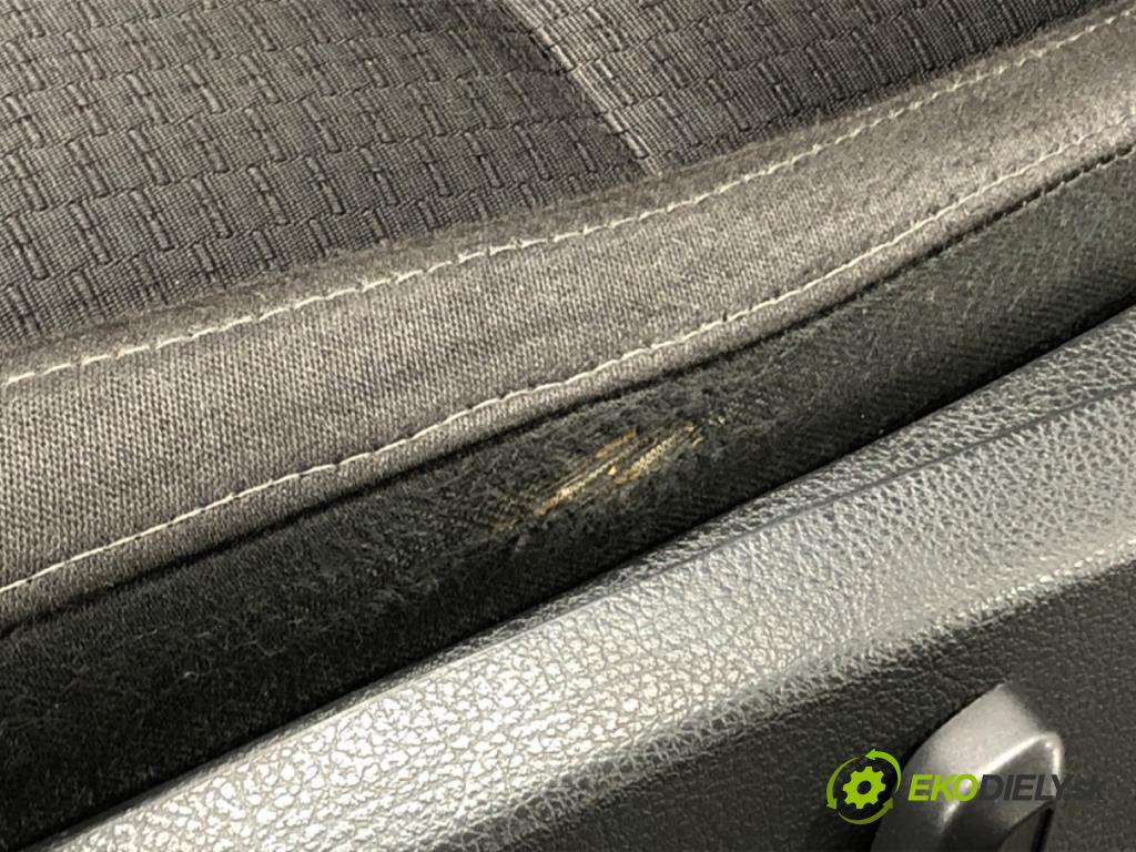 SKODA SUPERB II (3T4) 2008 - 2015    2.0 TDI 125 kW [170 KM] olej napędowy 2008 - 2015  Sedadlo ľavy  (Sedačky, sedadlá)