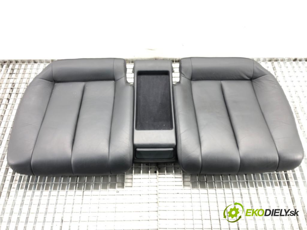 MERCEDES-BENZ CLK (C208) 1997 - 2003    55 AMG (208.374) 255 kW [347 KM] benzyna 1999 - 20  Sedadlo zad  (Sedačky, sedadlá)