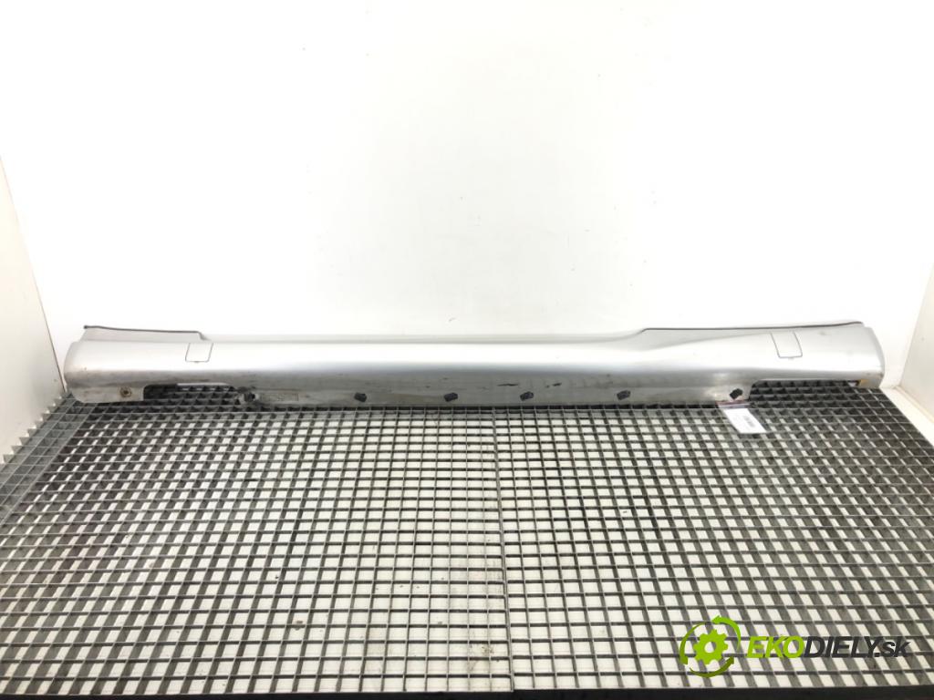 MERCEDES-BENZ C208 coupe 2000 255 kW 55 AMG (208.374) 5439 Lišta prahová ľavá strana A2086981054 (Lišta prahová)