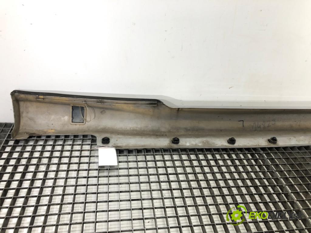 MERCEDES-BENZ C208 coupe 2000 255 kW 55 AMG (208.374) 5439 Lišta prahová ľavá strana A2086981054 (Lišta prahová)