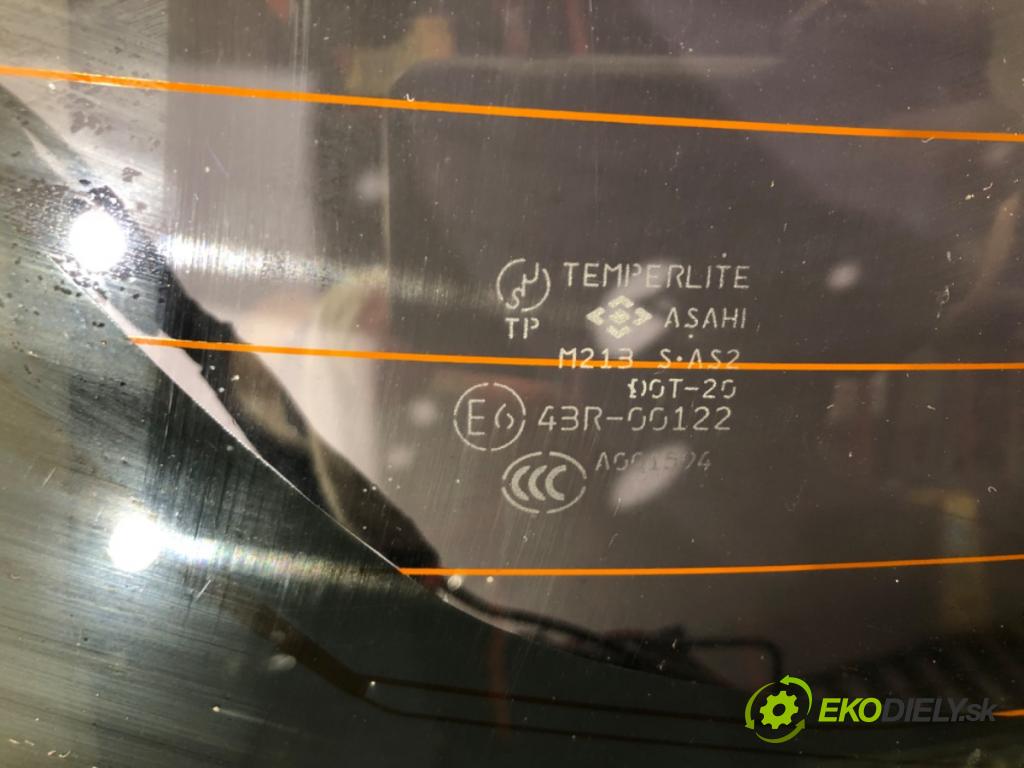 MITSUBISHI OUTLANDER II (CW_W) 2006 - 2012    3.0 FWD 162 kW [220 KM] benzyna 2006 - 2012  zadní část kapota  (Zadní kapoty)