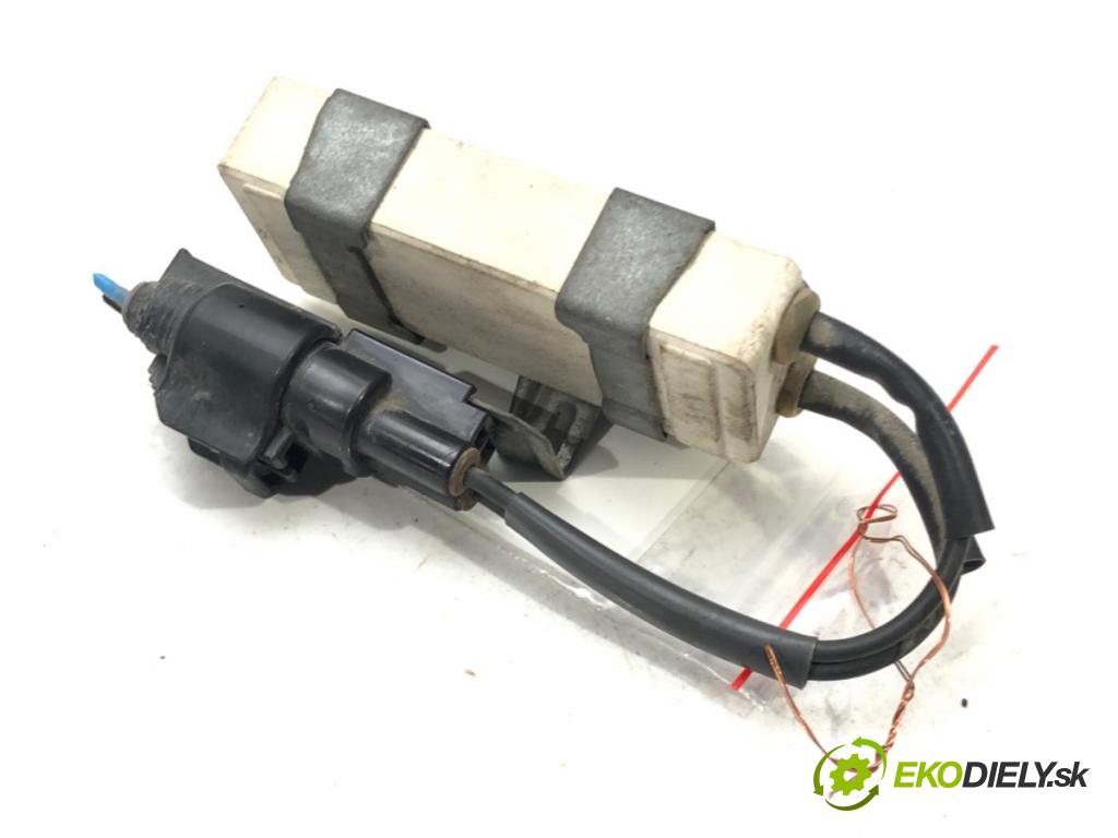 TOYOTA YARIS (_P9_) 2005 - 2014    1.0 VVT-i (KSP90_) 51 kW [69 KM] benzyna 2005 - 20  Modul Riadiaca jednotka ventilátora 246810-5731A (Ostatné)