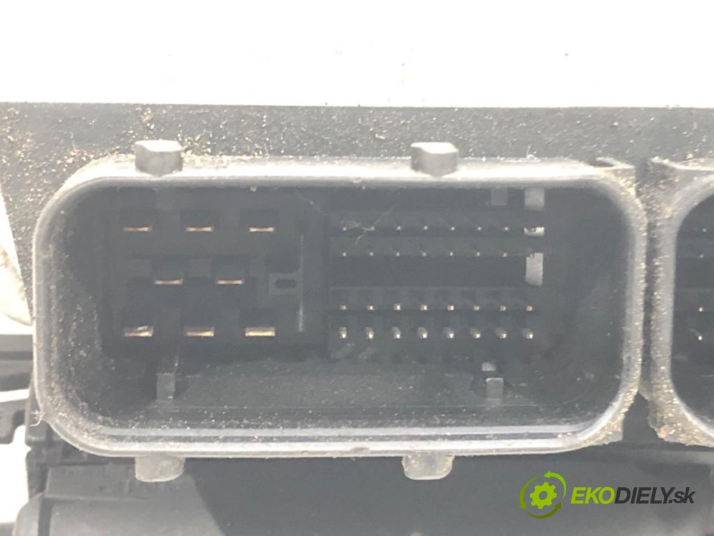 SEAT ALHAMBRA (7V8, 7V9) 1996 - 2010    1.9 TDI 96 kW [131 KM] olej napędowy 2002 - 2008  riadiaca jednotka Motor 038906019BH (Riadiace jednotky)