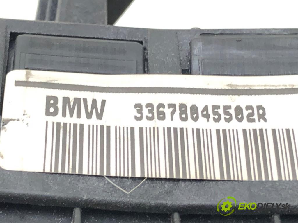 BMW 5 (E60) 2001 - 2010    530 d 170 kW [231 KM] olej napędowy 2005 - 2007  AirBag volantu  (Airbagy)