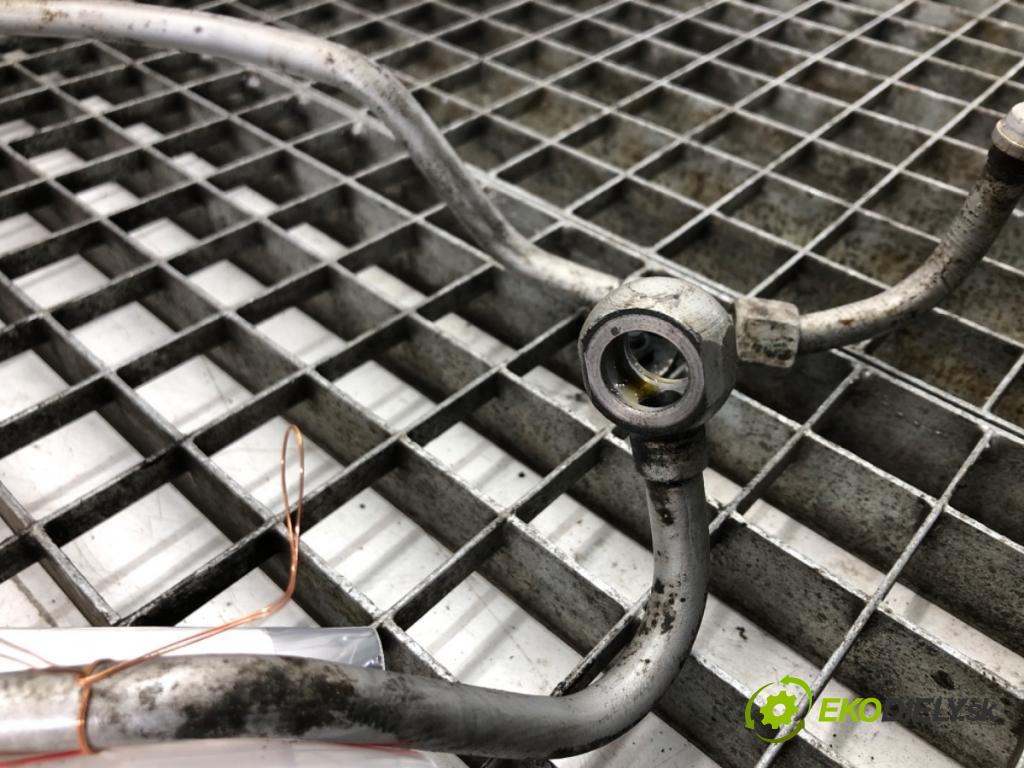 BMW 5 (E60) 2001 - 2010    530 d 170 kW [231 KM] olej napędowy 2005 - 2007  hadica servočerpadlo  (Rúrky, hadice servočerpadla)