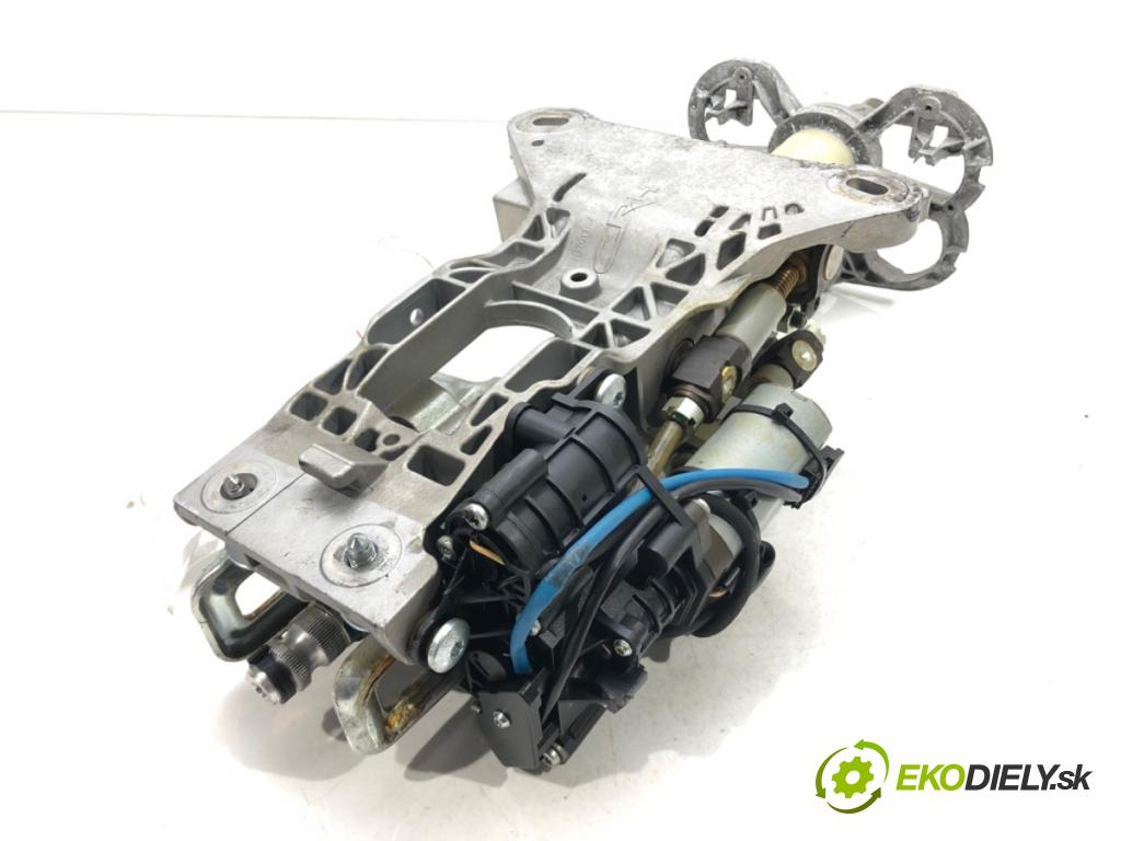 BMW 5 (E60) 2001 - 2010    530 d 170 kW [231 KM] olej napędowy 2005 - 2007  Hriadeľ, tyč volantu 220-105-5672 (Tyče riadenia (volantu))