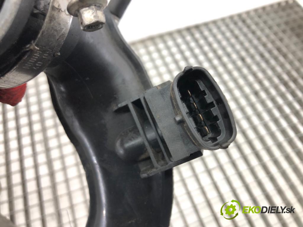 RENAULT MEGANE II (BM0/1_, CM0/1_) 2001 - 2012    1.5 dCi (BM0F, BM0T, BM2B, CM0F, CM0T) 60 kW [82 K  Rúra hadice trubka vzduchu 8200166828 8200194432 (Hadice chlazení vzduchu)