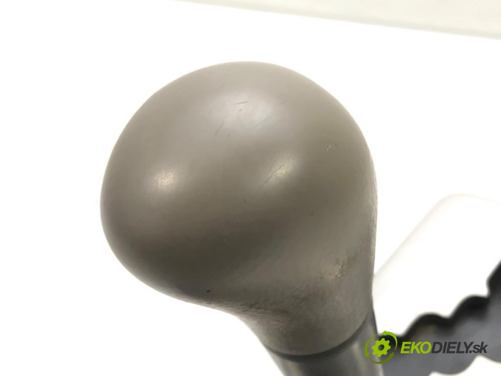 NISSAN ALTIMA (L31) 2001 - 2007    2.5 131 kW [178 KM] benzyna 2001 - 2006  Kulisa  (Rýchlostné páky / kulisy)