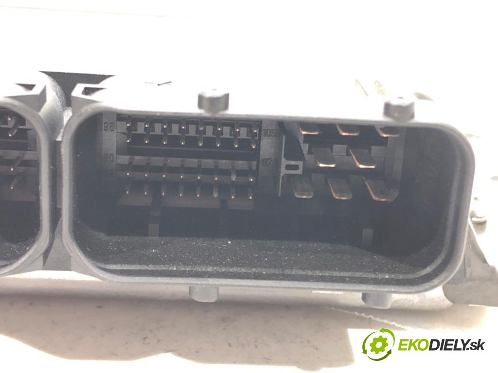 NISSAN ALTIMA (L31) 2001 - 2007    2.5 131 kW [178 KM] benzyna 2001 - 2006  riadiaca jednotka Motor MEC35-020 (Riadiace jednotky)