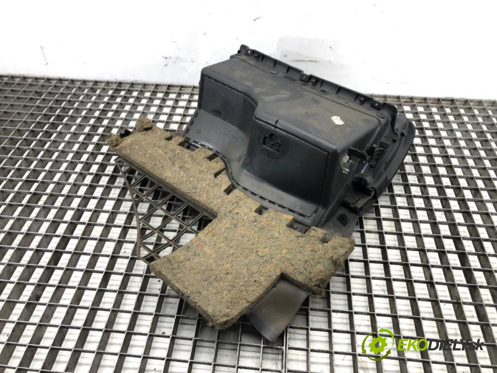 VW PASSAT B5 (3B2) 1996 - 2001    ---  přihrádka kastlík spolujezdce 3B1857101 (Přihrádky, kastlíky)