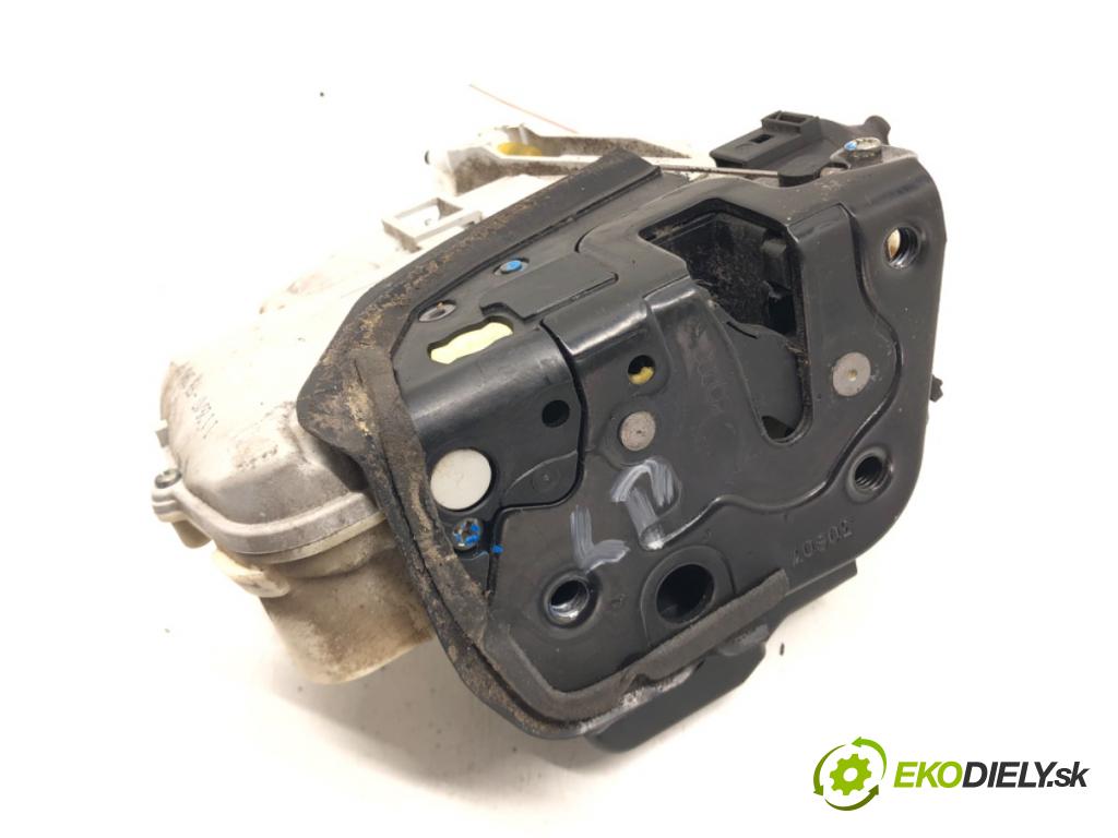AUDI A4 B7 (8EC) 2004 - 2008    2.7 TDI 132 kW [180 KM] olej napędowy 2006 - 2008  zámok přední část levý 3E1837015