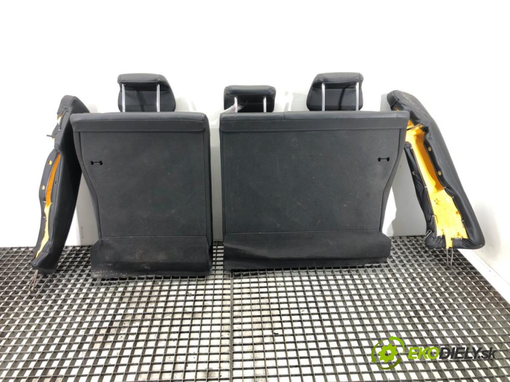 HYUNDAI i40 I (VF) 2012 - 2022    1.7 CRDi 100 kW [136 KM] olej napędowy 2012 - 2022  Sedadlo zad  (Sedačky, sedadlá)