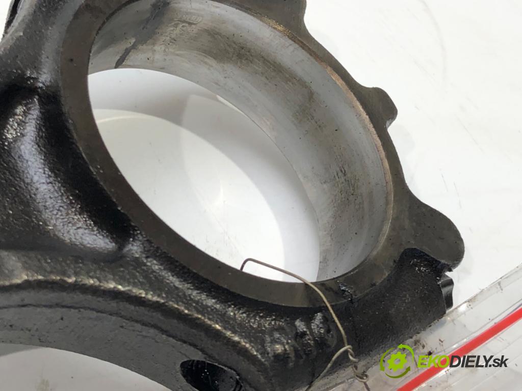 HYUNDAI i40 I (VF) 2012 - 2022    1.7 CRDi 100 kW [136 KM] olej napędowy 2012 - 2022  PIEST: ojnica D4FD (Piesty)