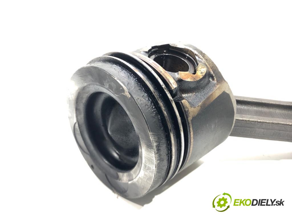 HYUNDAI i40 I (VF) 2012 - 2022    1.7 CRDi 100 kW [136 KM] olej napędowy 2012 - 2022  PIEST: ojnica D4FD (Piesty)