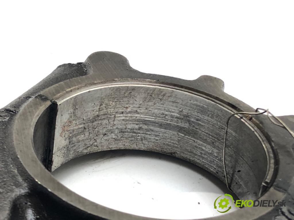 HYUNDAI i40 I (VF) 2012 - 2022    1.7 CRDi 100 kW [136 KM] olej napędowy 2012 - 2022  PIEST: ojnica D4FD (Piesty)