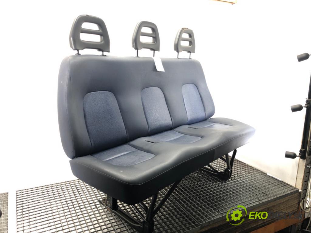 CITROEN JUMPER Autobus (244, Z_) 2002 - 2022    2.0 HDi 62 kW [84 KM] olej napędowy 2002 - 2022  Sedadlo zad  (Sedačky, sedadlá)