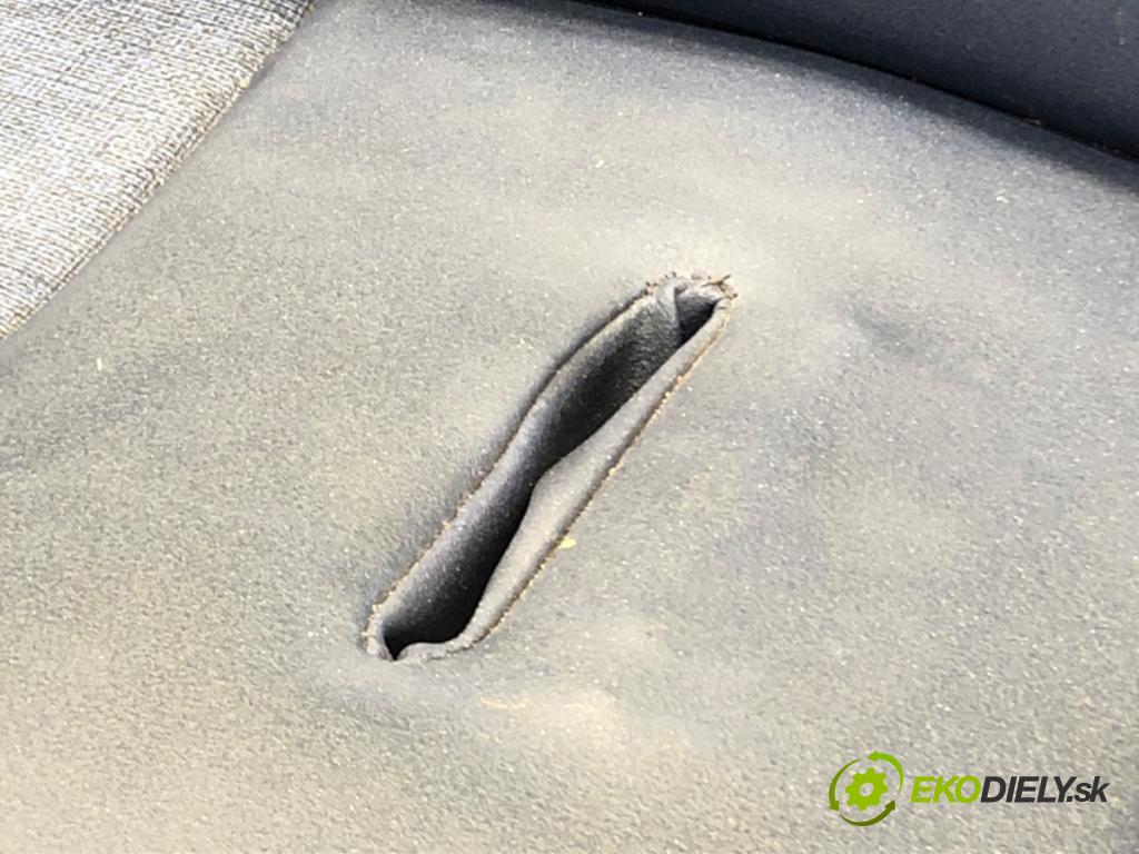 CITROEN JUMPER Autobus (244, Z_) 2002 - 2022    2.0 HDi 62 kW [84 KM] olej napędowy 2002 - 2022  Sedadlo zad  (Sedačky, sedadlá)