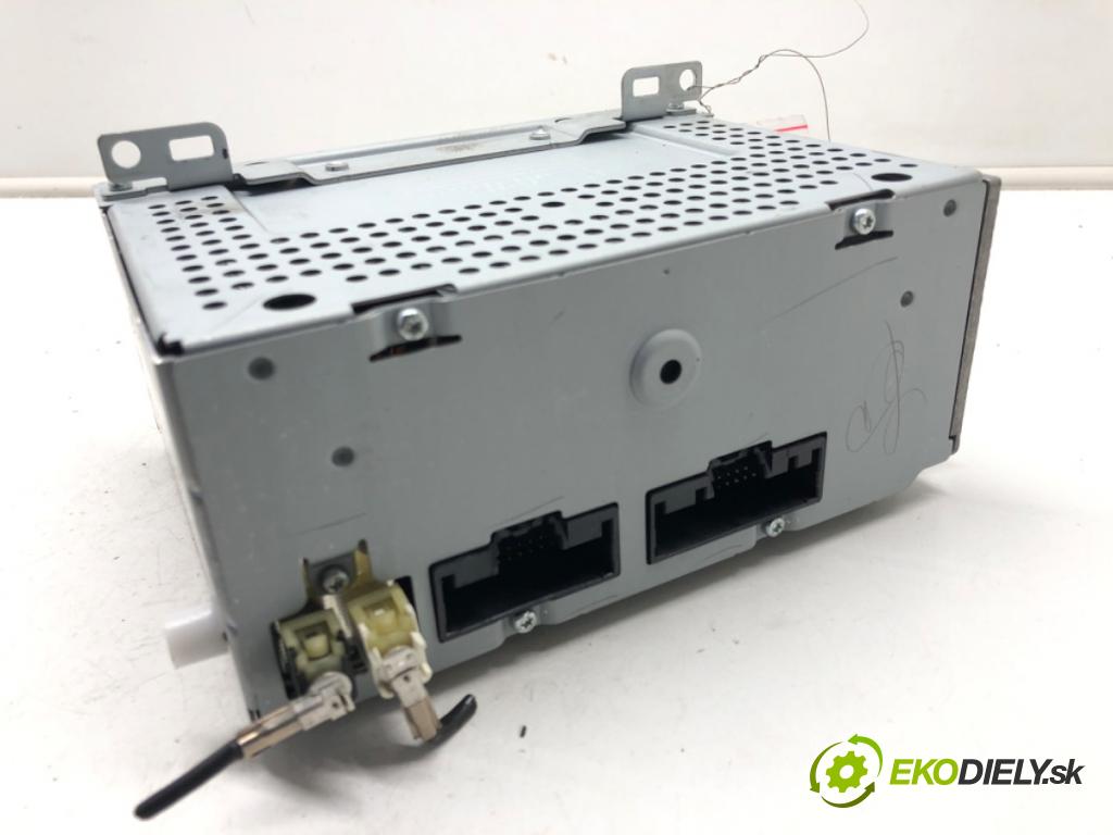 FORD FOCUS III 2010 - 2022    1.5 TDCi 70 kW [95 KM] olej napędowy 2014 - 2017  RADIO F1BT-18C815-GK (Audio zariadenia)