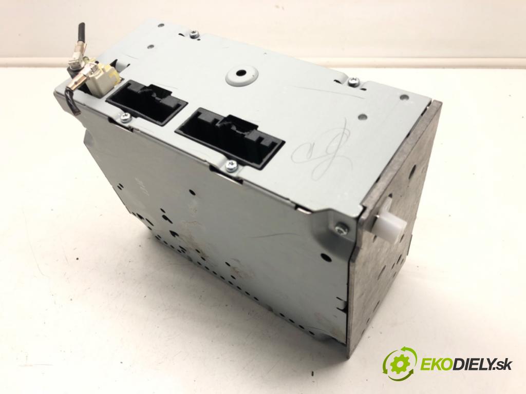 FORD FOCUS III 2010 - 2022    1.5 TDCi 70 kW [95 KM] olej napędowy 2014 - 2017  RADIO F1BT-18C815-GK (Audio zariadenia)