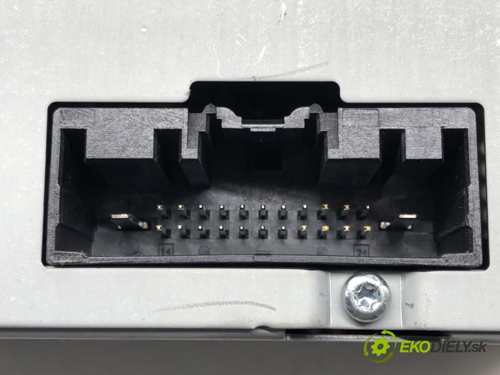 FORD FOCUS III 2010 - 2022    1.5 TDCi 70 kW [95 KM] olej napędowy 2014 - 2017  RADIO F1BT-18C815-GK (Audio zariadenia)