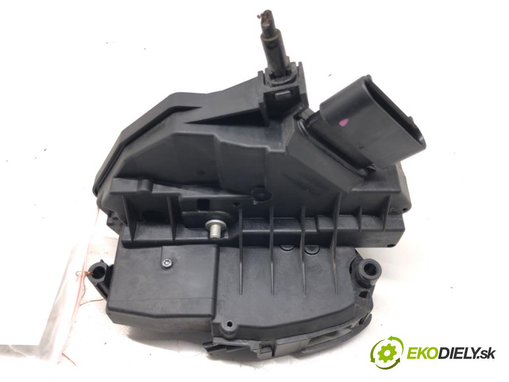 FORD FOCUS III 2010 - 2022    1.5 TDCi 70 kW [95 KM] olej napędowy 2014 - 2017  zámok přední část pravý BM5A-A21812-BG