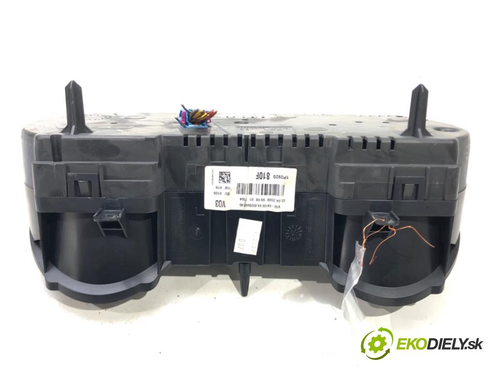 SEAT LEON (1P1) 2005 - 2013    1.9 TDI 77 kW [105 KM] olej napędowy 2005 - 2010  Prístrojovka 1P0920810F (Prístrojové dosky, displeje)