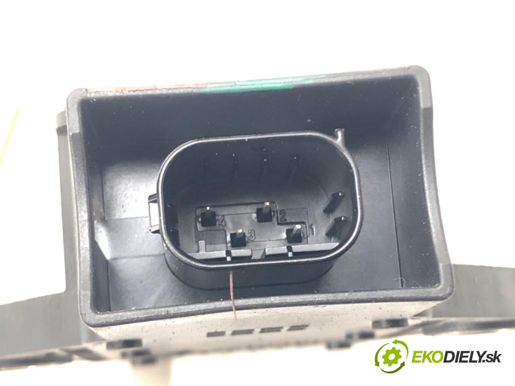 SUZUKI SX4 (EY, GY) 2006 - 2022    1.9 DDiS (RW 419D) 88 kW [120 KM] olej napędowy 20  snímač ESP 33945-79J00