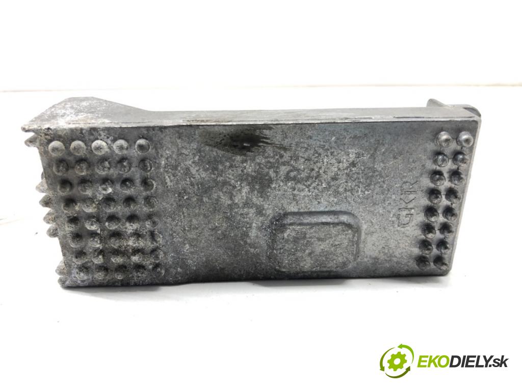 AUDI A8 D3 (4E2, 4E8) 2002 - 2010    S8 quattro 331 kW [450 KM] benzyna 2006 - 2010  Odpor, rezistor kúrenia vzduchu 4E0820521C (Odpory (rezistory) kúrenia)