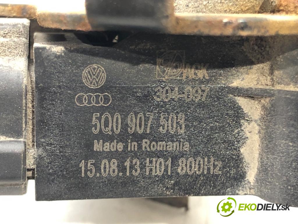 VW GOLF VAN VII Variant (BA5) 2013 - 2017    1.6 TDi BlueMotion 77 kW [105 KM] olej napędowy 20  Snímač XENON 5Q0907503 (Snímače)