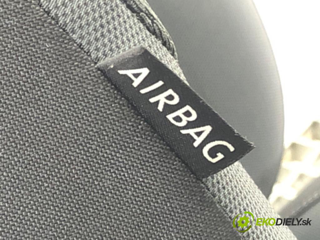 VW GOLF VAN VII Variant (BA5) 2013 - 2017    1.6 TDi BlueMotion 77 kW [105 KM] olej napędowy 20  Sedadlo pravy  (Sedačky, sedadlá)