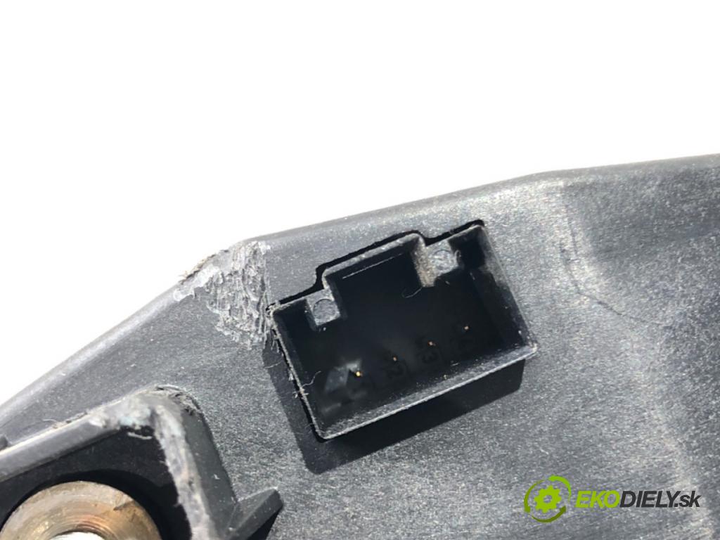 SKODA OCTAVIA II (1Z3) 2004 - 2013    1.9 TDI 77 kW [105 KM] olej napędowy 2004 - 2010  Výhrevné teleso, radiátor kúrenia elektrická 1K0963235D (Radiátory kúrenia)