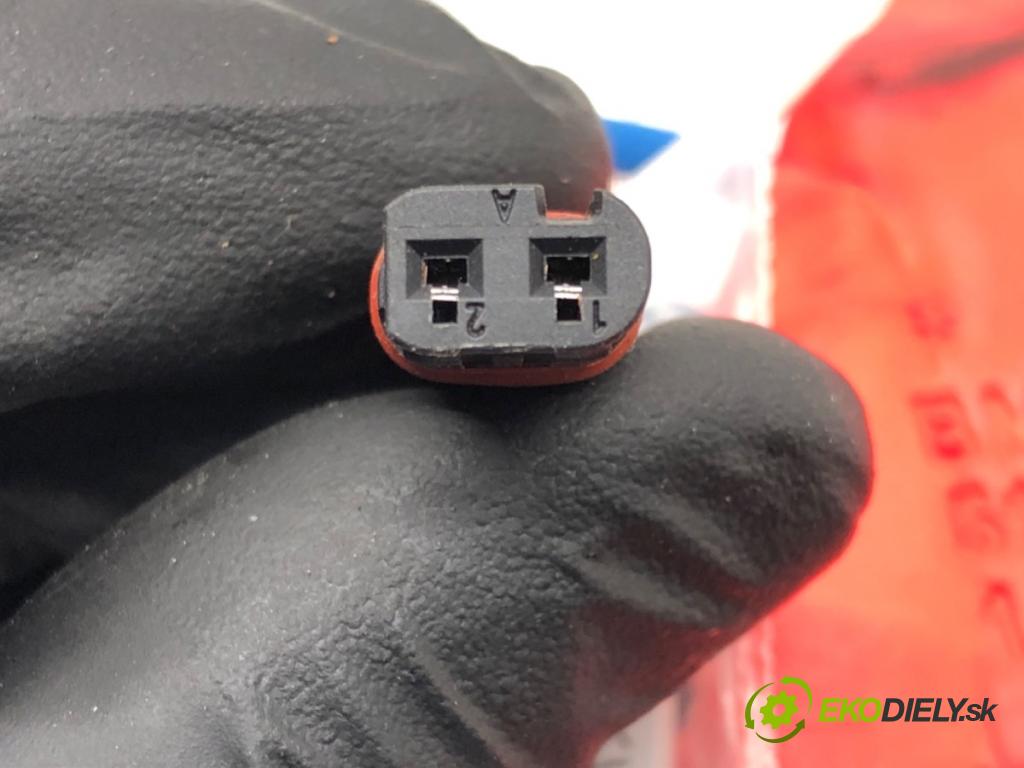 BMW 3 (F30, F80) 2011 - 2018    340 i 240 kW [326 KM] benzyna 2015 - 2018  Kľučka predný ľavá strana vonkajšia 7321639 (Vonkajšie predné ľavé)