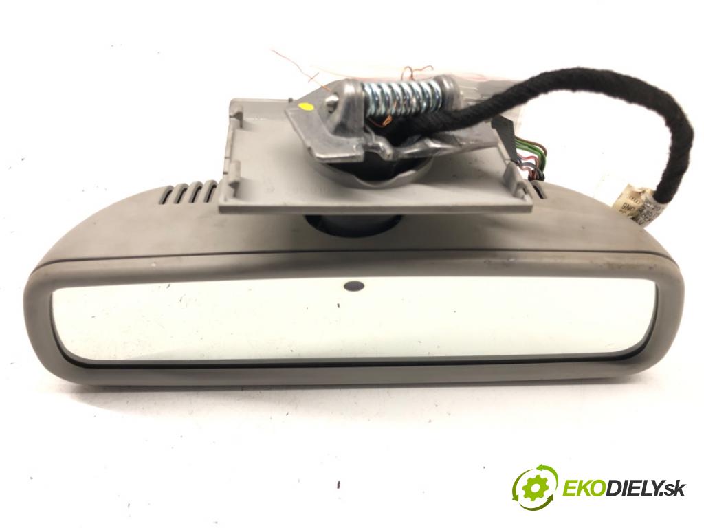 AUDI A8 D3 (4E2, 4E8) 2002 - 2010    S8 quattro 331 kW [450 KM] benzyna 2006 - 2010  zpětné zrcátko vnitřní 4E1857511B (Světla vnitřní)